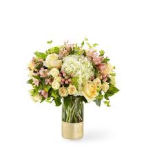 They do not provide good service. The Ftd Simply Gorgeous Bouquet Cedar Rapids Ia Florist