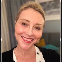 Shelley Radford's Instagram, Twitter & Facebook