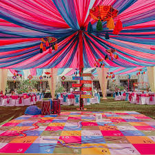 Over $113.1 million usd sent to artisans so far! Unique And Quirky Indian Wedding Themes With A Wow Factor Wedmeplz