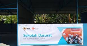 Jika lolos, uang akan ditransfer. Senyum Siswa Terima Bantuan Sekolah Darurat Dari Bpkh Dan Rumah Zakat Bpkh