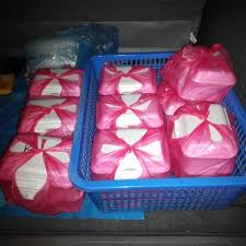 Sambal yang disediakan hari itu, memang tidak mencukupi kerana masing masing menambah nambah. Photos At Nasi Lemak 1 50 Diner