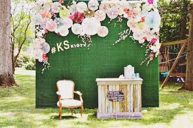 Diy Photo Booth Backdrop Knock It Off Wedding Diy Photo Booth Backdrop Diy Photo Booth Wedding Hacks Diy