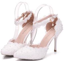 Du bist auf einer hochzeit eingeladen oder das büro schmeißt einen schicken event? Rabatt Weisse Hochzeit Sandalen Perlen 2020 Weisse Hochzeit Sandalen Perlen Im Angebot Auf De Dhgate Com