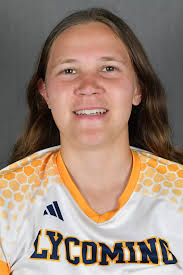 Ella Magee's Instagram, Twitter & Facebook