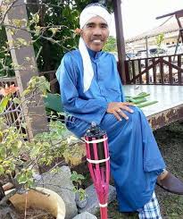 Perkhabaran palsu itu bagaimanapun dinafikan sendiri oleh empunya diri. Biarpun Bapa Sudah Tiada Syafiqa Buktikan Anak Allahyarham Mr Os Kini Bergelar Doktor Keluarga