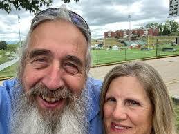 Lonnie Dooley's Instagram, Twitter & Facebook