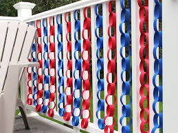 It starts with a pledge of allegiance to our flag and ends in a spectacular. Quick And Easy Fourth Of July Decorating The Budget Decorator 4th Of July Decorations Fourth Of July 4th Of July Party