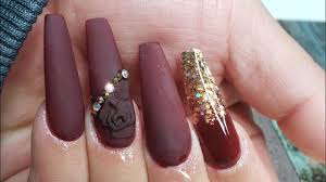 En la vita nails utilizamos los esmaltes shellac de cnd, que proporcionan una gran duración y la variedad de colores es increíble. Unas Acrilicas Color Vino Manicuravip Com