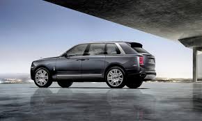 Maybe you would like to learn more about one of these? 2019 Rolls Royce Cullinan Revealed The New Super Suv Slashgear