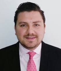 Luis Lievano's Instagram, Twitter & Facebook