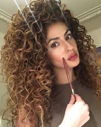 Curly Hair Brown Light Beautiful Colored Curly Hair Curly Hair Styles Beautiful Curly Hair
