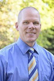 Kevin Vos's Instagram, Twitter & Facebook