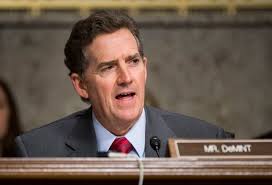 Conservative Sen. Jim DeMint Announces Surprise Resignation