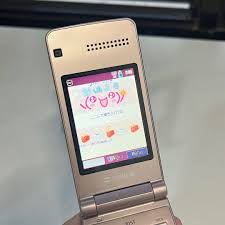 Softbank 815T Japanese Flip Phone (Pale Rose Gold) // docomo kyocera  anycall nana manga anime hachi gyaru, Mobile Phones & Gadgets, Mobile Phones,  Early Generation Mobile Phones on Carousell