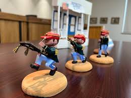 Mason City Public Library hosts show and tell for adults