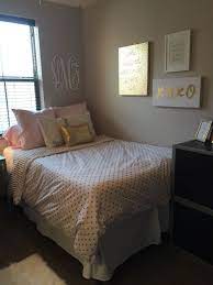 University Of Kentucky Dorm Room With Pbteen Sheets Dorm Room Inspiration Dorm Inspiration University Of Kentucky Dorm