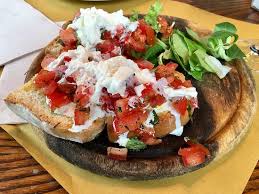 Gennaro opts for simple tomato and basil flavours, while jamie adds crushed. Mi Ha Fatto Rimpiangere Il Camogli Dell Autogrill Recensioni Su Gustapanino Firenze Tripadvisor