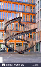 Studio olafur eliasson is a member of vimeo, the home for high quality videos and the people who love them. Endlose Treppe Doppelhelix Skulptur Des Kunstlers Olafur Eliasson Gebaude Der Wirtschaftsprufungsgesellschaft Kpmg Munchen Bayern Deutschland Stockfotografie Alamy