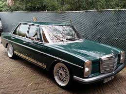 Mercedes 250 W114 Voitures Classiques Voiture Caravane