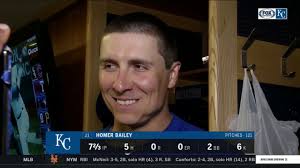 Homer Bailey "kind of got some fuel from the rest of the guys" against  Mariners
