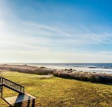 Oak Island NC Vacation Rentals & Beach Homes | Salt & Sand Realty