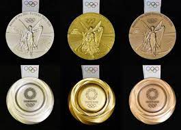 The ribbon uses the traditional japanese design motifs found in ichimatsu moyo, a harmonised chequered pattern, and kasane no irome, a traditional kimono layering technique, in a modern. Light And Brilliance Tokyo 2020 Olympic Medal 12olympics