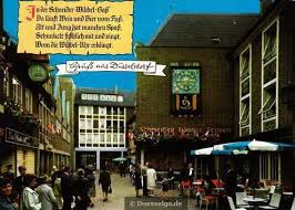 Die Schneider Wibbel Gasse In Der Dusseldorfer Altstadt Aufnahme Aus Den 70er Jahren Dusseldorf Altstadt Altstadt Dusseldorf Dorf