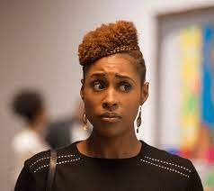 Issa rae is a woman of many talents but when it comes to her beauty routine, she keeps it fairly simple. Issa Rae Hairstyles From Her Tv Show Insecure