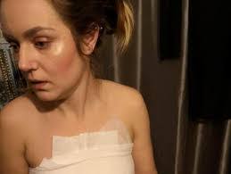 Sharon Gibb's Instagram, Twitter & Facebook