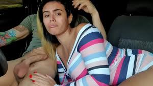 Chupando gostoso o ator dentro do carro - XNXX.COM