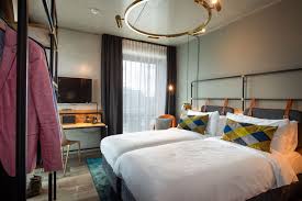 Ausgestattet mit fön, handtüchern, bettwäsche und tv und separatem bad soll es dir hier an nichts mangeln. Four Elements Hotel Amsterdam In Amsterdam Bei Hotelspecials De