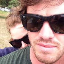 Margot Robbie Cuddles Up to Rumored Boyfriend Henry Aitken