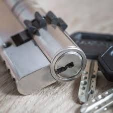 Serrurier Joinville Le Pont Atelier Bernard Au 01 41 93 95 30