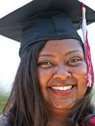Homeless Indiana mom goes from shelter to her college graduation