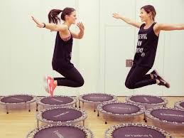 J Ai Teste Le Ubound Du Fitness Sur Trampoline Santa Mila Exercice Sport Sport Trampolines