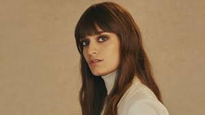 Parisienne d'origine marseillaise, clara luciani est chanteuse et compositrice. Clara Luciani Fr Do 18 11 2021 Lausanne Tickets Starticket Ch