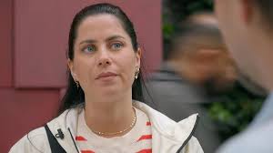 „Unter uns“-Folge vom 02.08.23: Wird Sina über Davids Intrige schweigen?