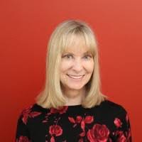 Renee Tilton's Instagram, Twitter & Facebook