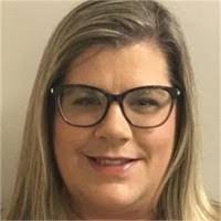 Mandy Lovett's Instagram, Twitter & Facebook