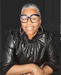 Ann Fairley's Instagram, Twitter & Facebook