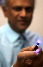 MAKES US SEE THE UNSEEN