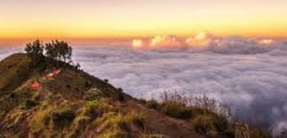Pertanyaan 5w+1h dalam bahasa inggris beserta jawabannya. Contoh Descriptive Text Rinjani Mountain Dalam Bahasa Inggris Beserta Artinya