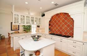 25 Beautiful Spanish Style Kitchens Design Ideas In 2020 Spanish Style Kitchen Hacienda Style Kitchen Spanish Kitchen