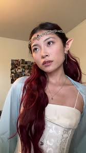 How to Style A Scarf at The Ren Fair