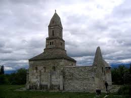 Nenumaratele obiective turistice gazduite aici pot fi considerate adevarate opere de arta. Å£ara HaÅ£egului Obiective Turistice Harta Romaniei