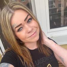 Lucka byla přesvědčená o tom, že má Alena v plánu rozvrátit její rodinu! 🤯  Když se poprvé po 10 dnech setkala se Standou, létaly tak hromy a blesky!  🫢 Výměna manželek každou