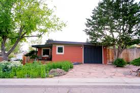 Brick is low maintenance (unless you paint it) natural variations make a forgiving and interesting surface. Alta Vista Arvada Colorado Denver Metro Area Mid Century Modern Homes And Real Estate Mid Mod Dream Homes