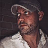 Courtney Drott's Instagram, Twitter & Facebook