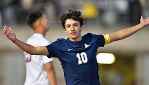 Althoff falls behind early, then overwhelms Wheaton to reach Class 1A title  game