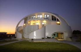 In vietnam entstehen einfache häuser, die naturkatastrophen wie überschwemmungen und erdbeben standhalten k. Hurricane Proof House Haus Bauen Wohn Design Architektur